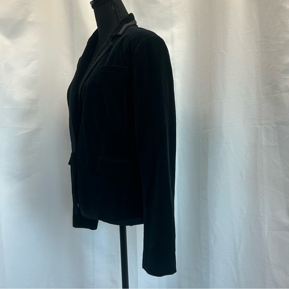 Banana Republic stretch black velvet blazer ribbon trim Sz 10 - Picture 2 of 11